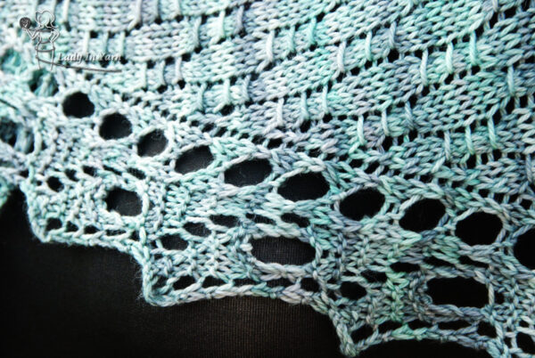 Szal "Barrel Shawl" (ENG) - obrazek 4